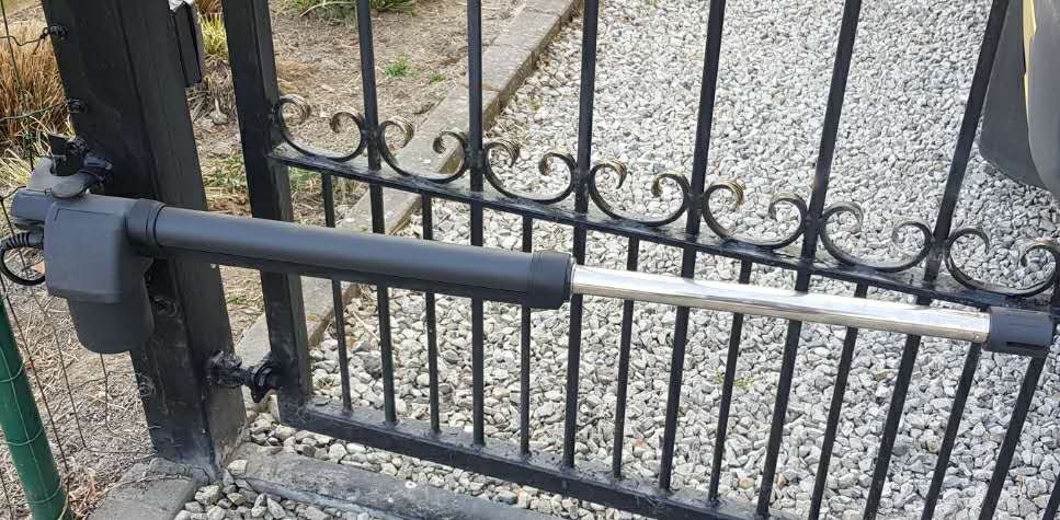 Porta pieghevole intelligente  - Smart Garden Gate recensione e prezzo